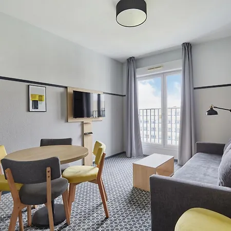 Appart'Hotel Odalys City - Bioparc Lyon Est Exterior photo