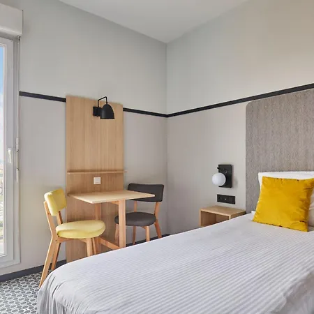 Appart'Hotel Odalys City - Bioparc Lyon Est Exterior photo