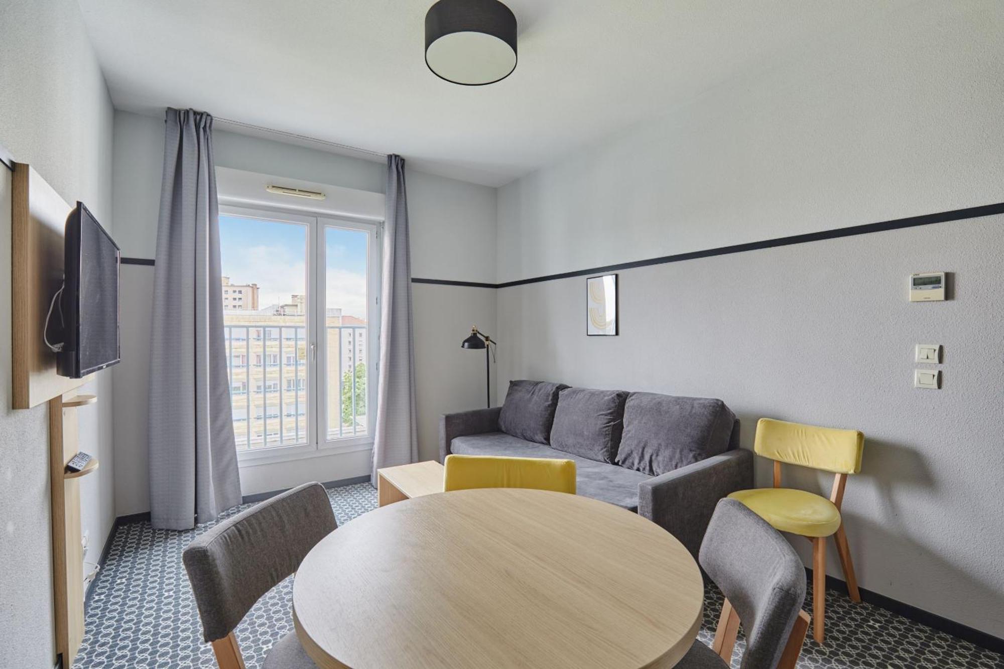 Odalys - Bioparc Est Aparthotel Lyon
